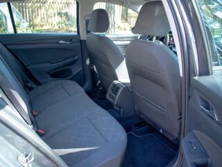 Volkswagen Golf Life IQ Assistance 2.0 TDI 4Cyl 85kW
