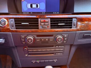 BMW 335 3.0 300кВ