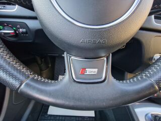 Audi Q3 S-LINE QUATTRO 2.0 R4 TDI 130кВ