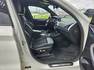 BMW X3 xDrive30i M-Sportpakett 2.0 185kW