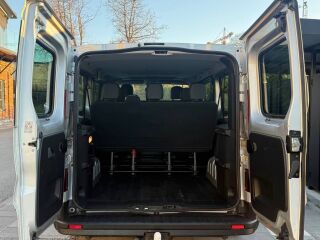 Renault Trafic Passenger Long 1.6 92кВ