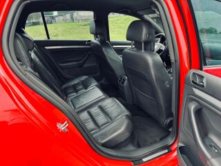 Volkswagen Golf GTI 2.0 R4 147кВ