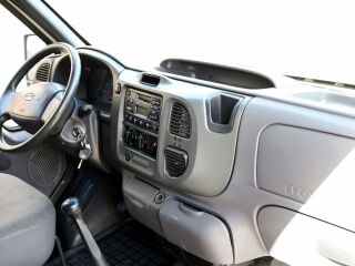Ford Transit 330M SCAB 2.0 TDCI 92kW
