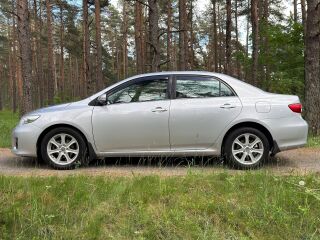 Toyota Corolla 1.6 97кВ