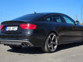 Audi S5 3.0 304kW