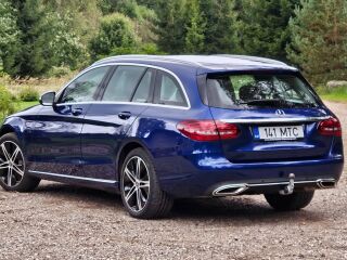 Mercedes-Benz C 300 2.0 R4 Pistikhübriid 235kW