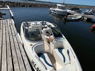 Rinker CAPTIVA 192 4.3 V6 Mercruiser