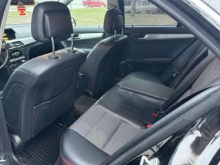 Mercedes-Benz C 180 2.1 88kW