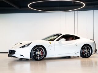Ferrari California 4.3 V8 338kW