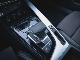 Audi A4 Limousine S-Line MHEV 2.0 TFSI 150kW