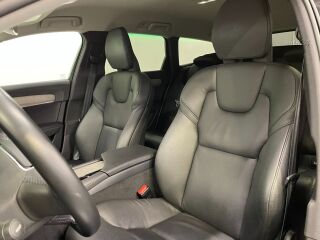 Volvo V90 Cross Country AWD Momentum 2.0 B4 KERS Mild Hybrid 145kW