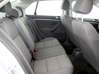 Volkswagen Jetta Comfortline 1.6 75кВ