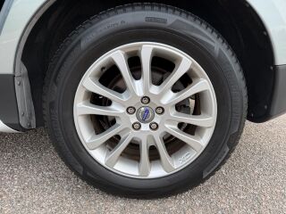 Volvo XC60 Summum 2.4 R5 D5 129кВ