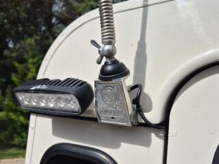 Land Rover Defender 2.4 90kW