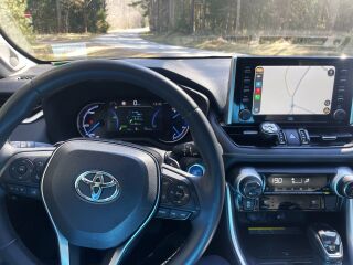 Toyota RAV4 Premium Plus / All Weather / AWD 2.5 131кВ