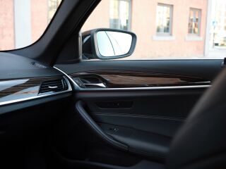 BMW 530 3.0 195kW