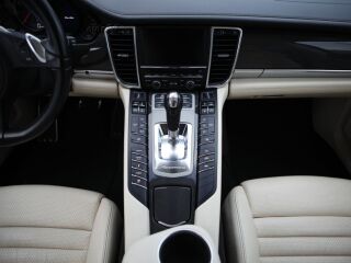 Porsche Panamera 970.2 Turbo Facelift 4.8 V8 Bi-turbo 382kW