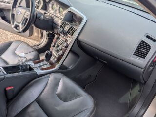 Volvo XC60 AWD SUMMUM XENIUM INTELLI SAFE PRO 2.4 158kW