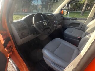 Volkswagen Caravelle 1.9 R4 62kW