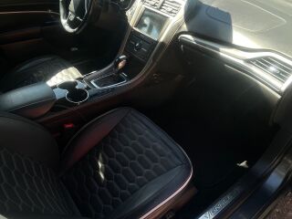 Ford Mondeo Vignale 2.0 110kW