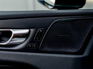 Volvo XC60 Inscription B4 Mild Hybrid MY2020 2.0 R4 145kW