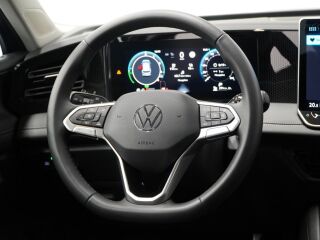 Volkswagen Tiguan Life eHybrid 1.5 TSI 110кВ