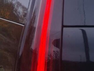 Cadillac Escalade ESV 6.2 V8 301kW