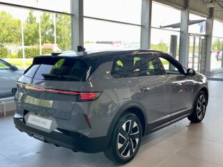 Opel Grandland GS Hybrid 145 e-DCS6 1.2 100kW