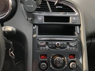 Peugeot 5008 Active 1.6 BlueHDi 88кВ