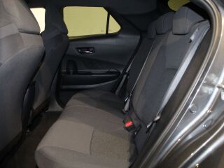 Toyota C-HR Active 1.8 72кВ