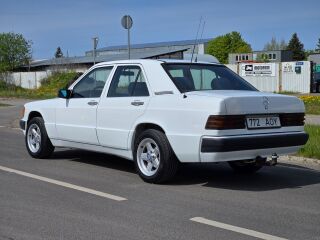 Mercedes-Benz 190 2.0 75kW