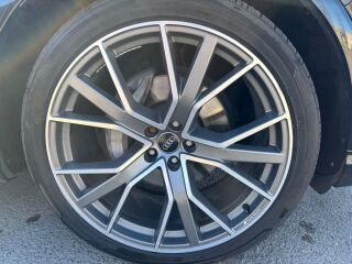 Audi Q7 S-Line 3.0 200кВ
