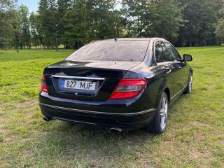 Mercedes-Benz C 320 3.0 165kW