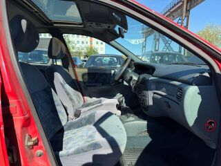 Renault Megane Elegance 1.6 55кВ