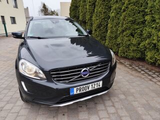 Volvo XC60 MOMENTUM 2.0 R4 D4 133kW