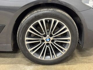 BMW 520 xDrive Sport Line 2.0 B47D20A 140кВ