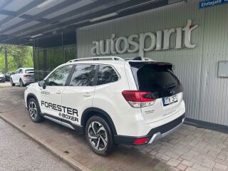 Subaru Forester AWD E-Boxer SUMMIT EyeSight 7CVT 2.0 110kW