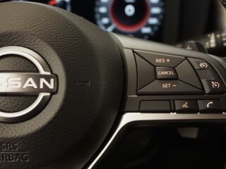 Nissan Juke N-Connecta DIG-T 114HP 7DCT 1.0 R3 DIG-T 84kW