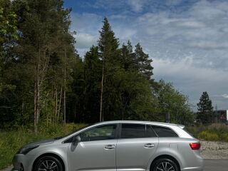 Toyota Avensis Sol Package 2.0 D-4D 91kW
