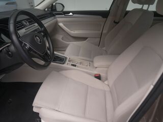 Volkswagen Passat Comfortline 1.8 132kW