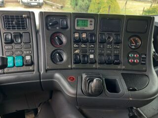 Scania P420 6x2x4 309kW