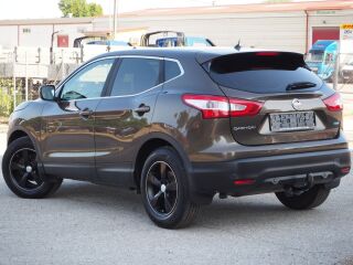 Nissan Qashqai Tekna EU5 1.5 dCi Pure Drive 81kW