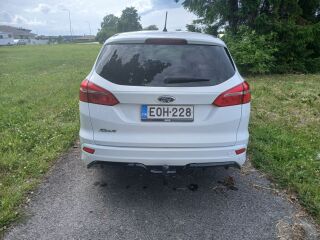 Ford Focus ST-Line 1.5 R4 88кВ