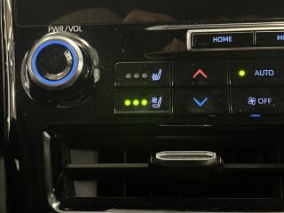 Toyota Highlander Premium AWD 2.5 140кВ