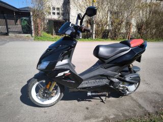 Aprilia SR 50 R