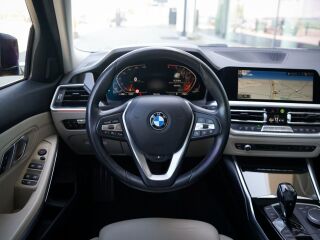BMW 320 d xDrive Sport Line 2.0 R4 140kW