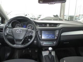 Toyota Avensis Touring Edition 2.0 4-D4 105kW