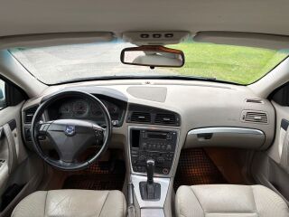 Volvo S60 2.4 103кВ