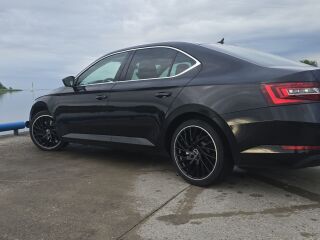 Skoda Superb 2.0 110kW