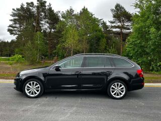 Skoda Octavia Combi Elegance 2.0 TDI 110kW